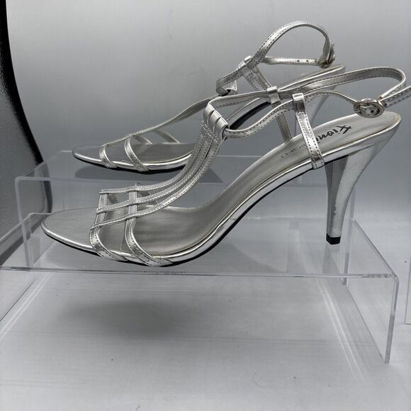 Fioni Night Size 11 Silver T Strap Open Toe stiletto Heels Formal wedding - Picture 2 of 10